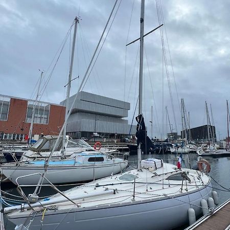 Nuit Insolite Sur Un Bateau Au Havre Le Havre Extérieur photo